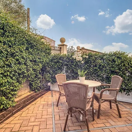 Relais Palazzo Del Barone (adults Only) Sorrent