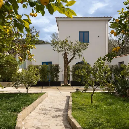 Relais Palazzo Del Barone (adults Only) Resort *