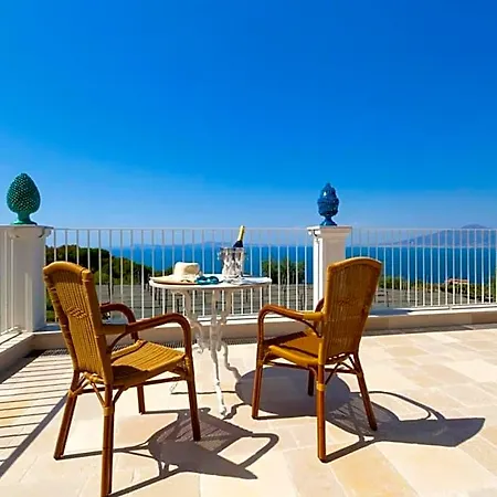 Relais Palazzo Del Barone Resort 4*