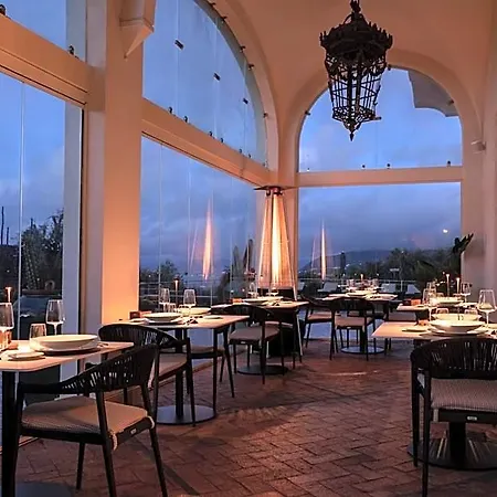 Relais Palazzo Del Barone 4*